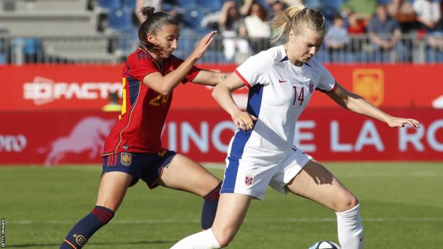 Ada Hegerberg plays for Norway against Spain
